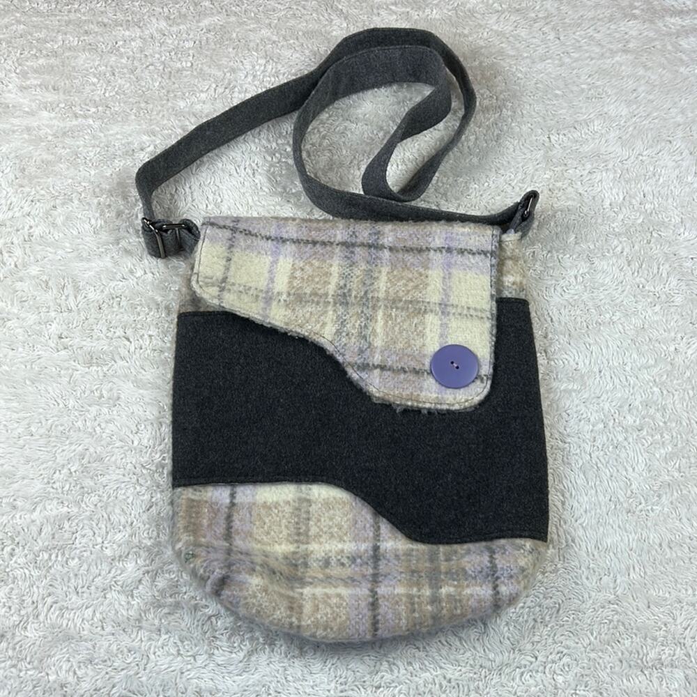 Unbranded Felted plaid large crossbody bag